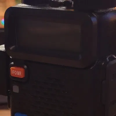 Giá đỡ bảo vệ nút PTT và âm lượng cho Baofeng UV-5R