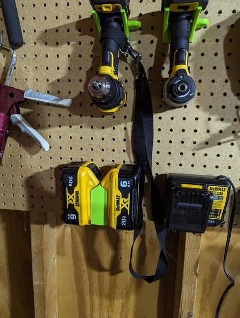 Giá đỡ pin đôi DeWalt 20V Max XR 6A cho bảng treo - Image 2