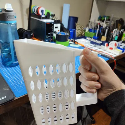 Cái xúc đất lớn cho thú cưng