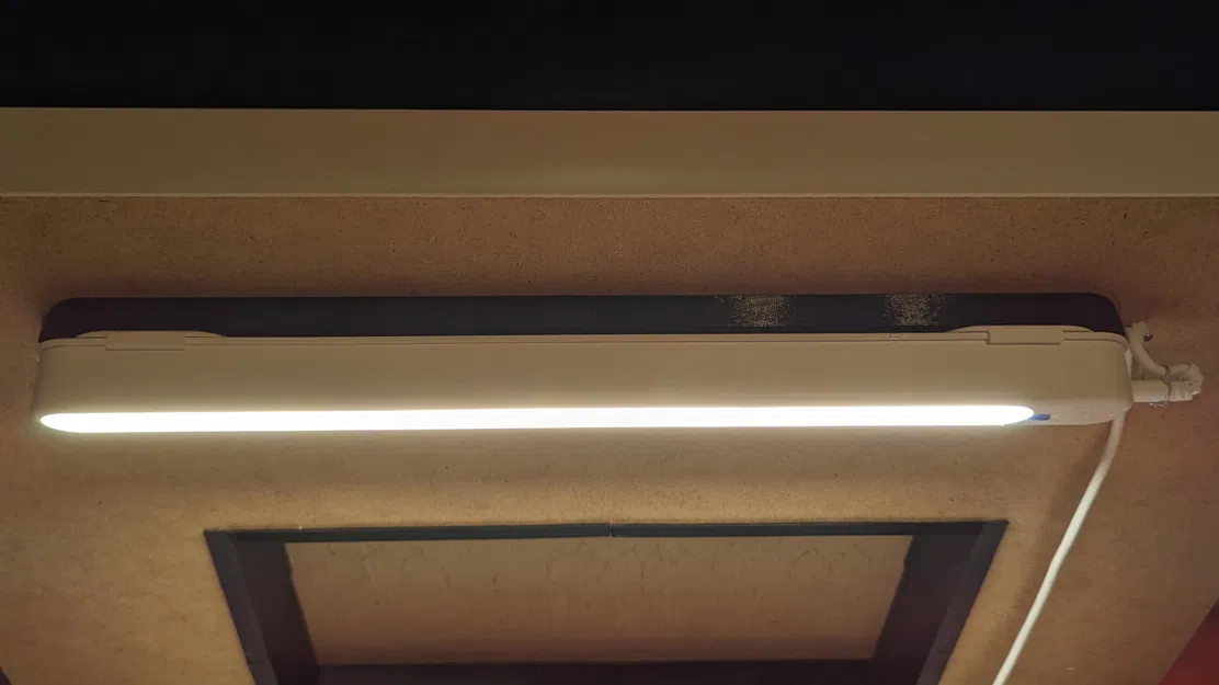 Giá đỡ lắp đặt đèn LED IKEA Rolfstorp nghiêng 25° - Image 2