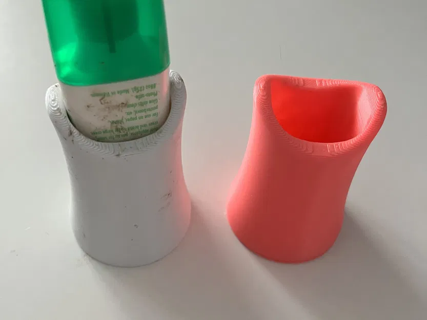 Giá đỡ bút keo Tombow cho người yêu thủ công - Image 1