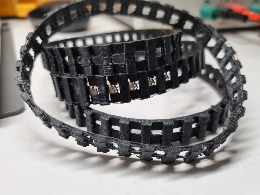 Dây xích xe tăng in TPU/TPE với nhiều kích thước khác nhau - Image 3
