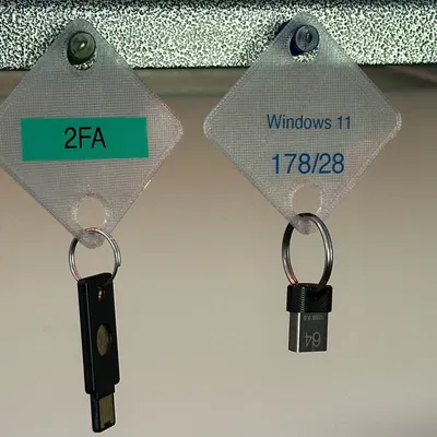 Móc treo chìa khóa linh hoạt dễ sử dụng