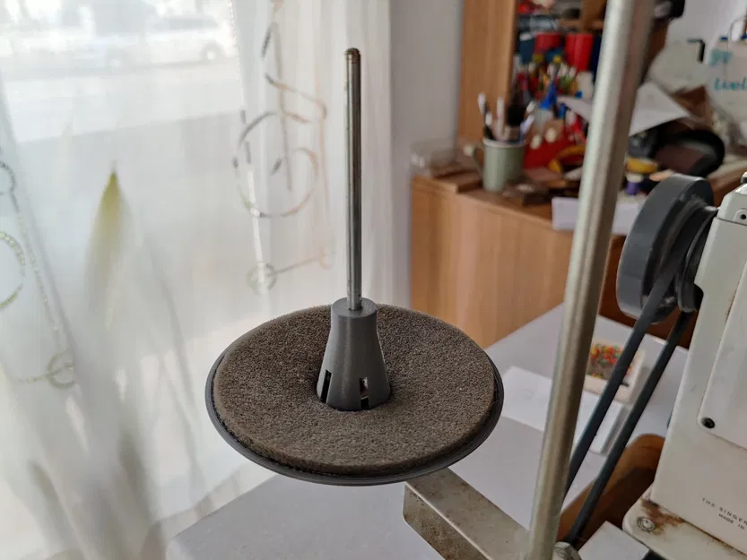 Giá đỡ chỉ may cho máy may chuyên dụng - Image 2