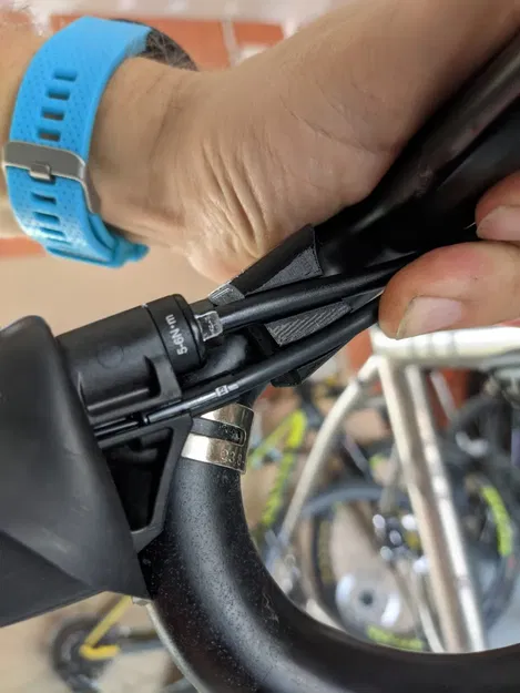 Phụ kiện tay lái Shimano cho xe đạp thể thao - Image 1