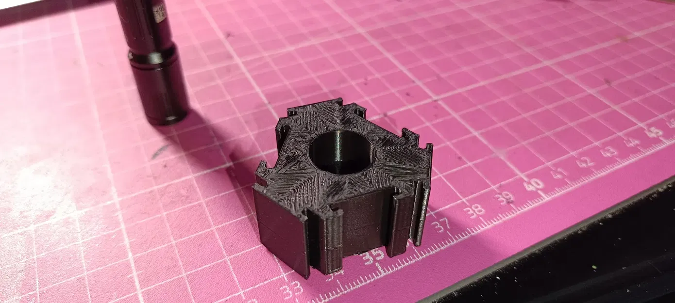 Giá đỡ hình lục giác cho Olight i3E Eos - Image 2