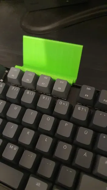 Giá đỡ smartphone cho bàn phím Keychron K8 - Image 1