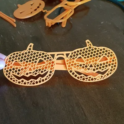 Kính hình bí ngô cho lễ hội Halloween