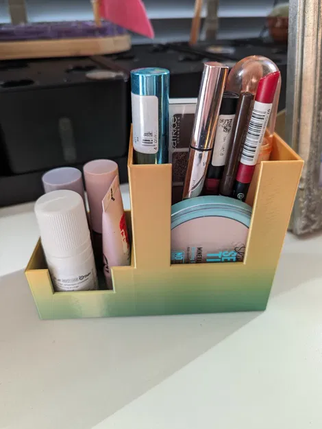 Giá đỡ trang điểm đơn giản cho bàn làm việc - Image 3