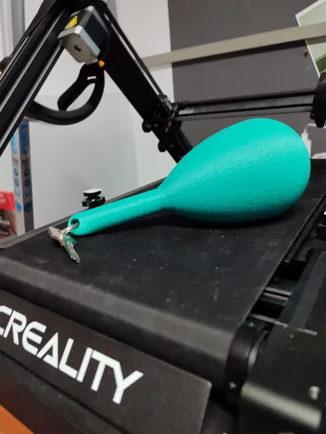 Chìa khóa hình maracas nổi trên nước - Image 1