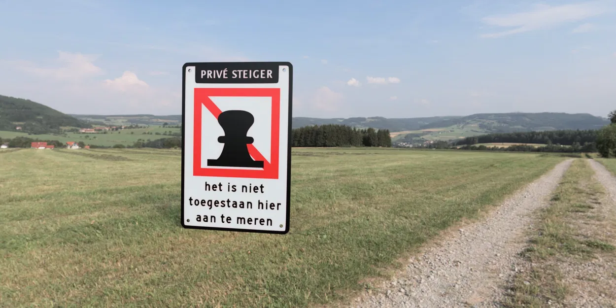 Biển báo cấm cập bến tại Hà Lan - Image 2
