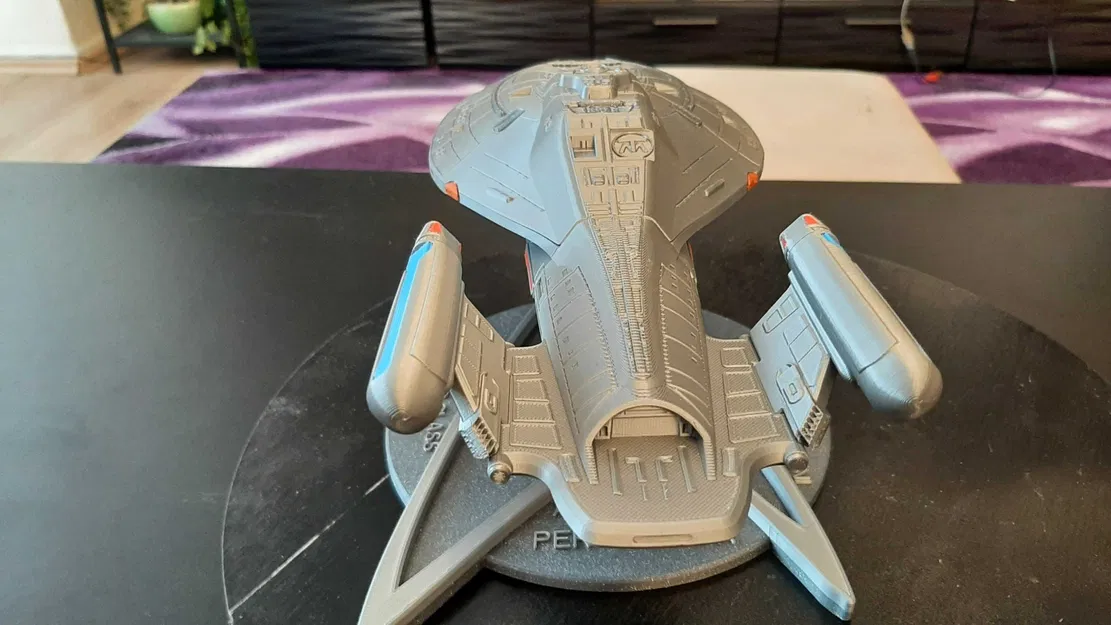 NCC-74656 Voyager - Mô hình tàu lớp Intrepid từ Star Trek - Image 7