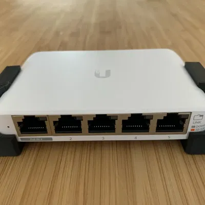 Giá đỡ tường cho công tắc Unifi USW Flex Mini với khoảng cách ...