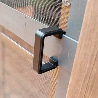 Tay cầm lớn cho cửa lưới có thể sử dụng bằng tay bẩn