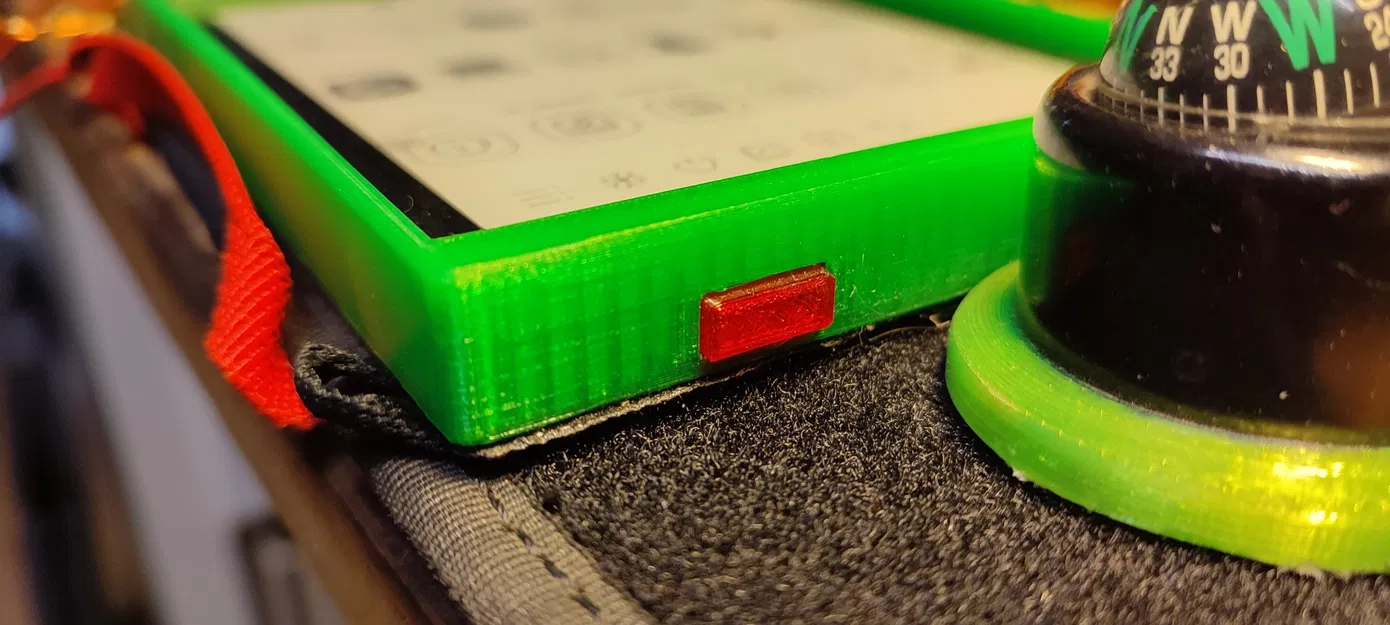 Vỏ bảo vệ buồng lái cho Boox Poke3 khi chơi dù lượn - Image 3