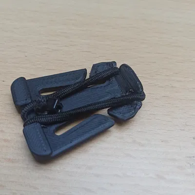 Kẹp khóa balo tiện lợi cho chuyến đi