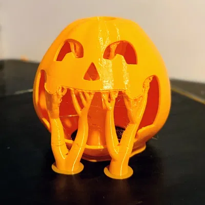 Bẫy ruồi trái cây Halloween với thiết kế độc đáo