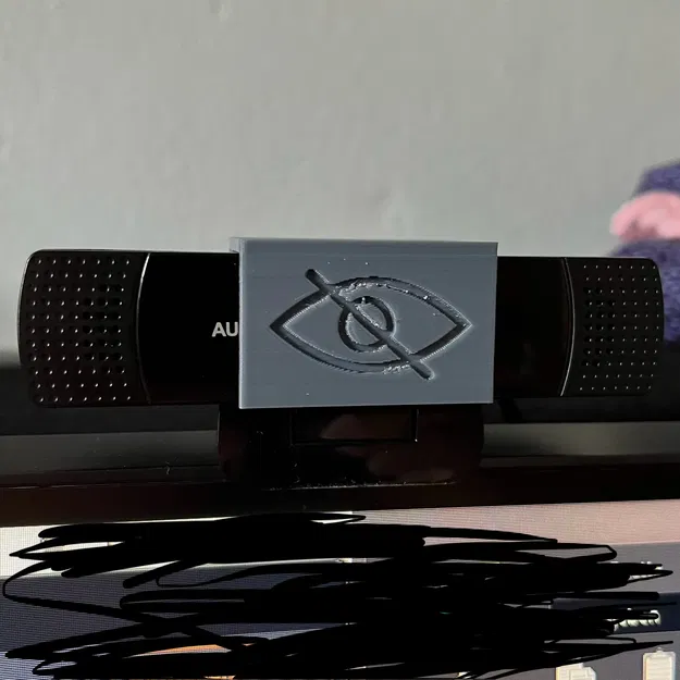 Nắp che webcam Aukey đơn giản và tiện dụng - Image 1
