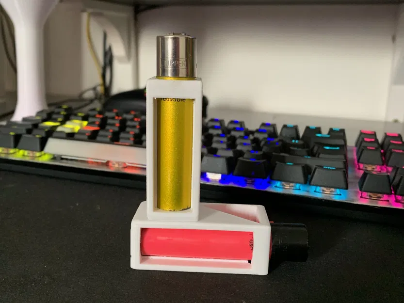 Hộp đựng clipper với thiết kế cửa sổ và dây đeo - Image 1