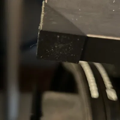 Nắp bảo vệ góc cho bàn làm việc 12mm