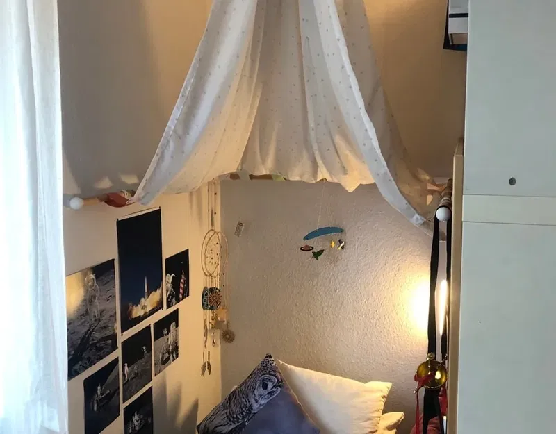 Giường cũi có mái cho trẻ em bằng bộ lắp ráp đơn giản - Image 1