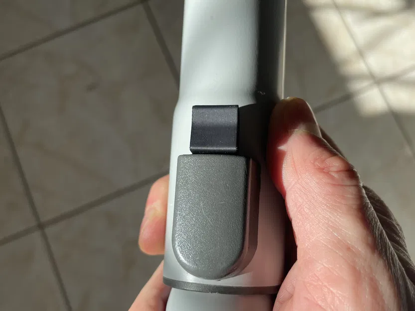 Khóa thay thế cho ống kim loại máy hút bụi Rowenta - Image 1