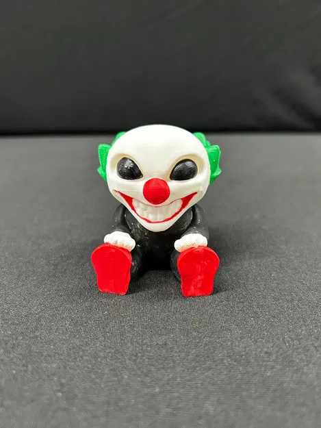 Nhân vật hề đáng yêu giữ bút của bạn - Image 2