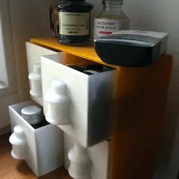 Tủ đựng bình mực nhỏ gọn cho nghệ thuật và thiết kế