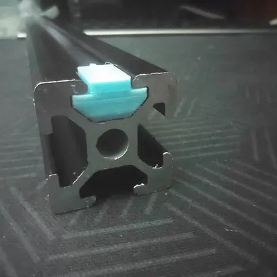 Hồ sơ đầu vào cho thanh nhôm 2020 với nhiều độ dài khác nhau