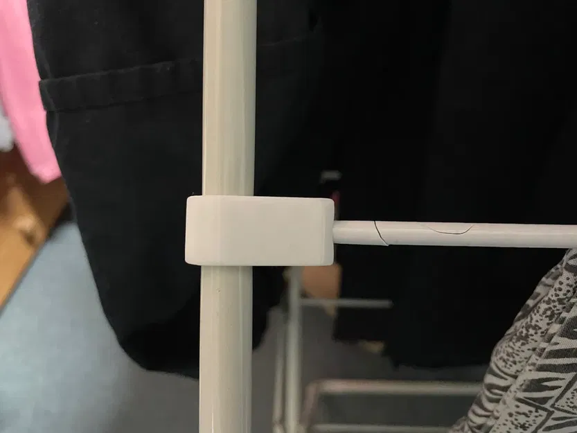 Kẹp giữ thanh phơi đồ không bị rơi ra ngoài - Image 1