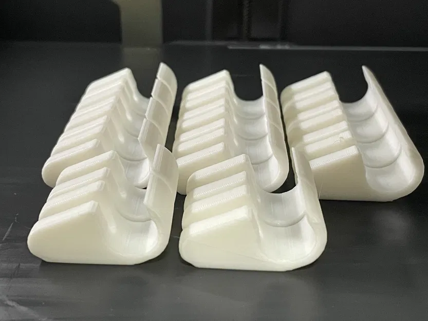 Kẹp giữ thanh phơi đồ không bị rơi ra ngoài - Image 2