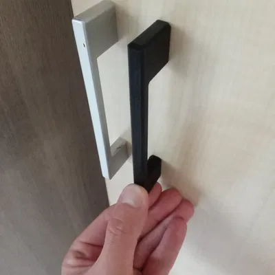 Tay nắm cửa tủ cải tiến đơn giản cho gia đình