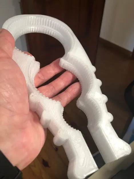 Nắp mở hộp với thiết kế răng cưa độc đáo - Image 1