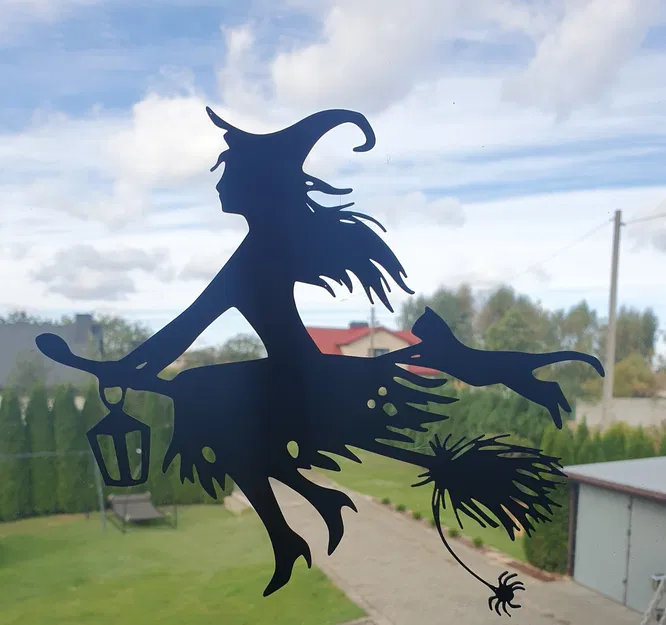 Trang trí Halloween với phù thủy xinh đẹp - Image 1