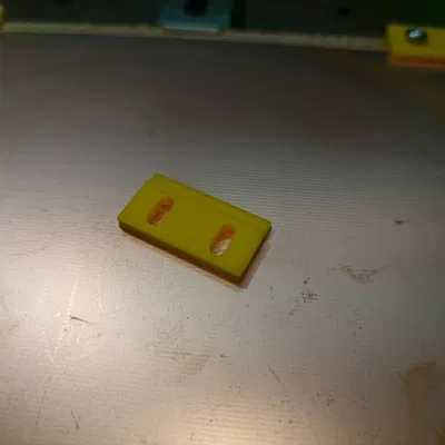 Kẹp PCB cho máy phay mạch in bằng vít gỗ 3mm