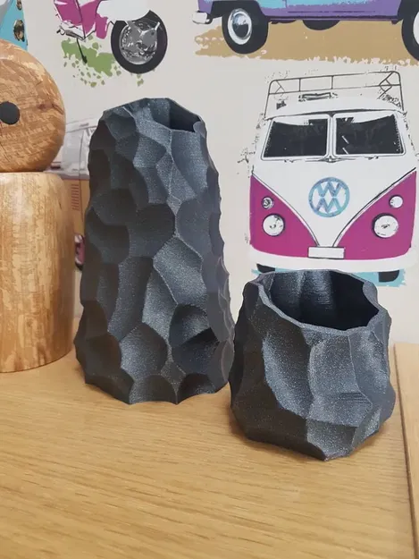 Bộ bình đá chạm khắc độc đáo trong thiết kế VR - Image 4