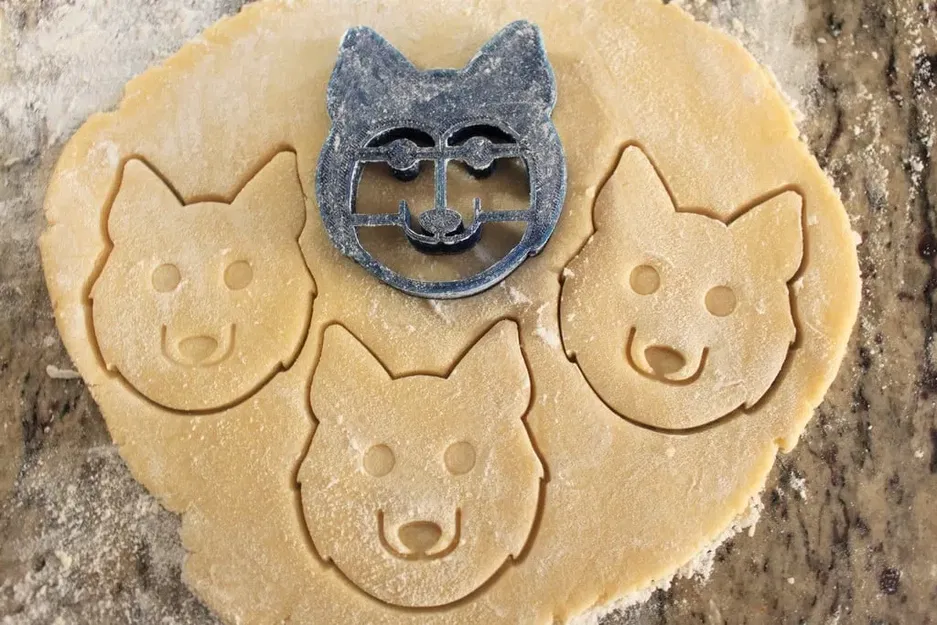 Khuôn bánh quy hình chó Husky - Image 1