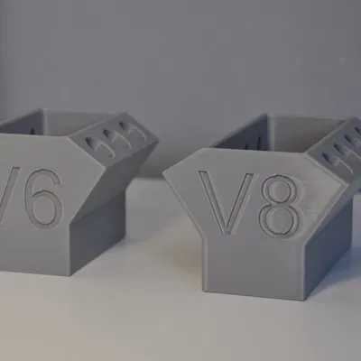 Giá đỡ bút mô phỏng động cơ V6/V8