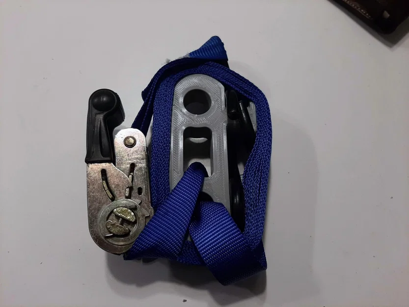 Giá đỡ dây đai Ratchet nhỏ gọn - Image 1