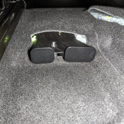 Nắp chặn thông gió ghế sau Chevrolet Bolt 2017-2023