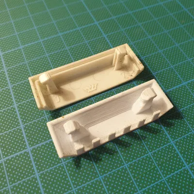 Nắp che khe thông gió cho cửa sổ 15 năm tuổi