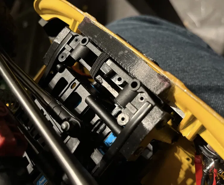 Giá đỡ thân xe 4Runner cho khung SCX10II của RC4WD - Image 3