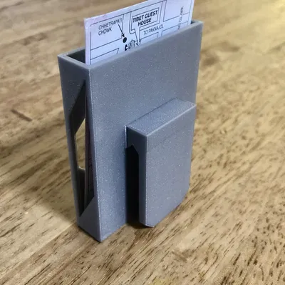 Giá đỡ danh thiếp kẹp thắt lưng tiện lợi