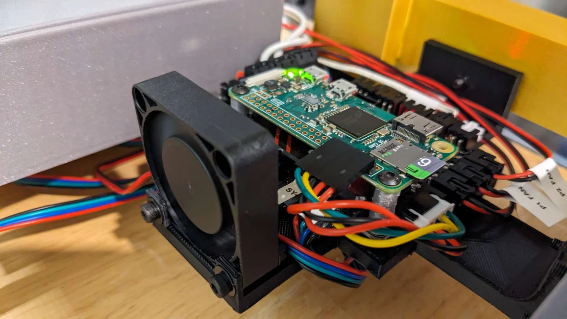 Giá đỡ bo mạch điện tử với quạt 24v làm mát - Image 3