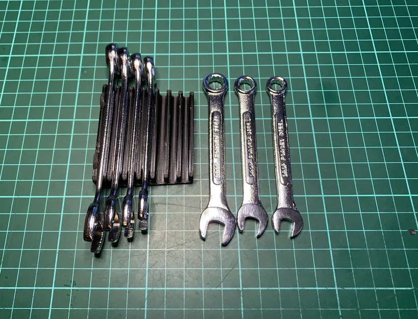 Giá đỡ cờ lê 3D cho bộ cờ lê 7-13mm - Image 1