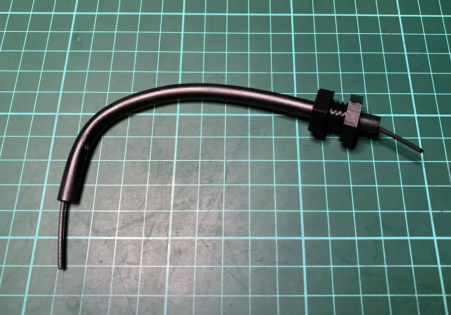 Bu lông rỗng và đai ốc M12 với lỗ khoét 6.8mm - Image 6