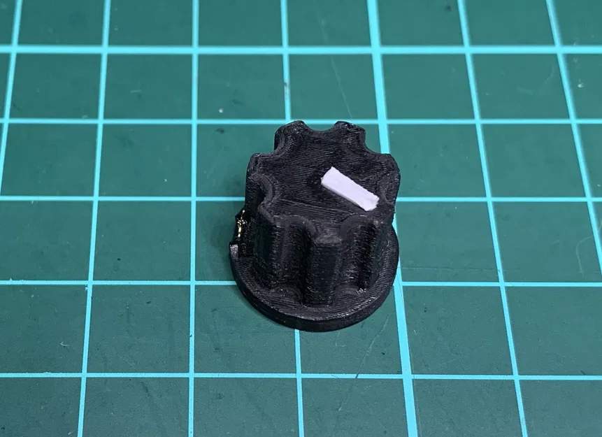 Núm điều chỉnh potentiometer hình vuông 6mm - Image 3