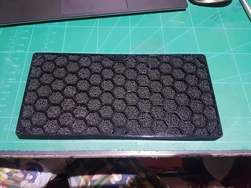 Lưới lọc PC tổ ong cho tản nhiệt Corsair H100 240mm - Image 3