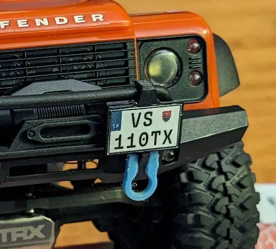 Giá đỡ biển số trước cho xe TRX-4M Defender - Image 1