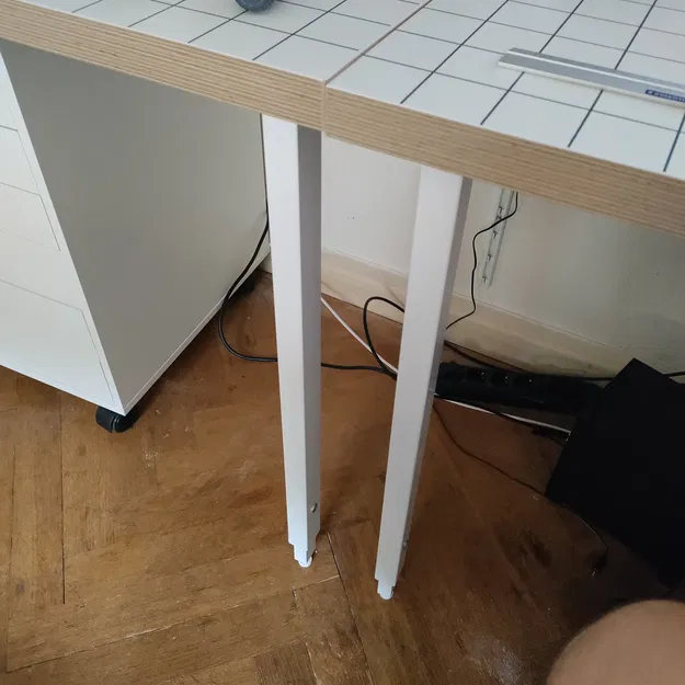 Kết nối bàn Ikea LAGKAPTEN với BOAXEL chỉ cần một chân - Image 2